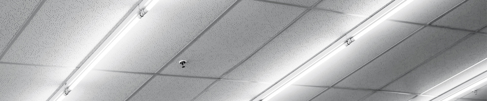 LED Tube Light Fixtures | Industrial/Commercial LED Tube Lighting